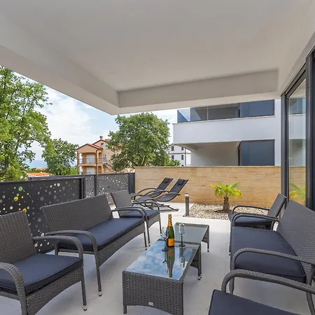 Modern House Jasminka *