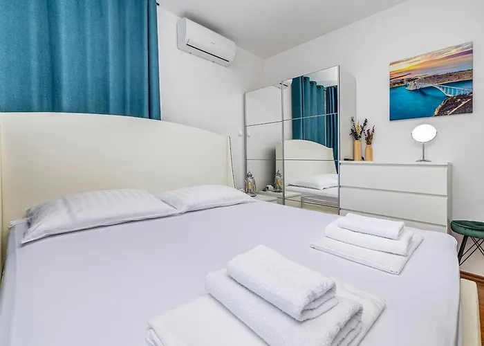 Modern House Jasminka Vakantiehuis Malinska