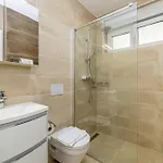Case de vacanță Modern House Jasminka